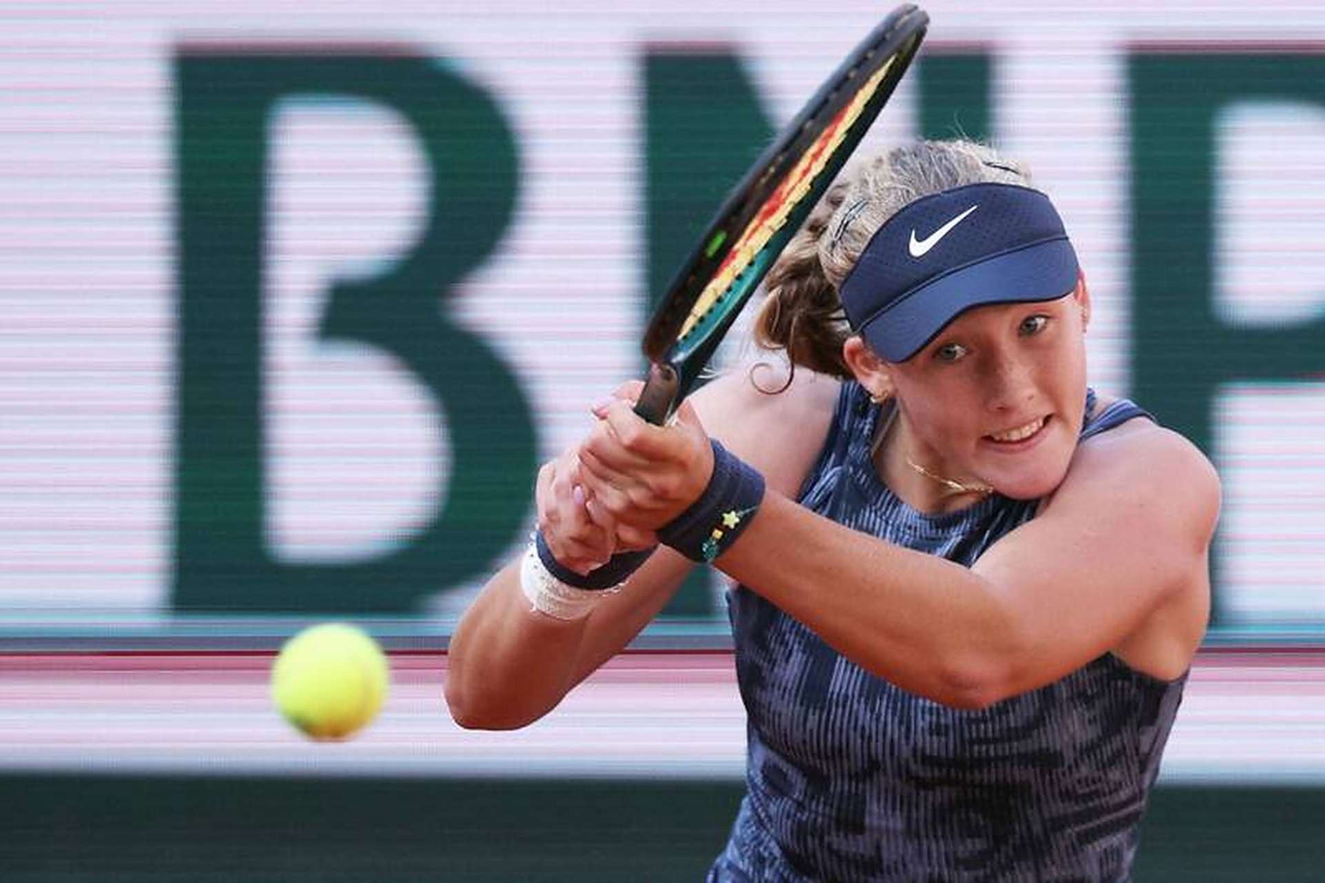 人是一个巨 人是一个巨