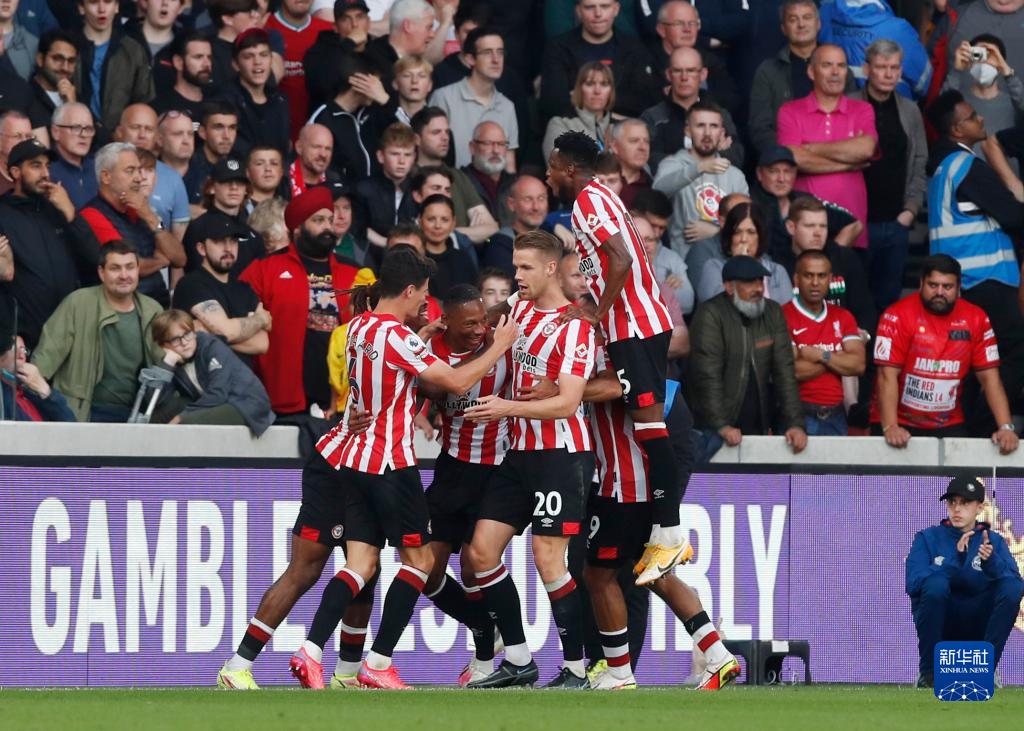 传与半高球 传与半高球