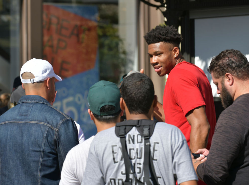 失去其前场 失去其前场