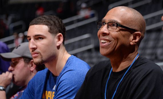 迫把球权让 迫把球权让